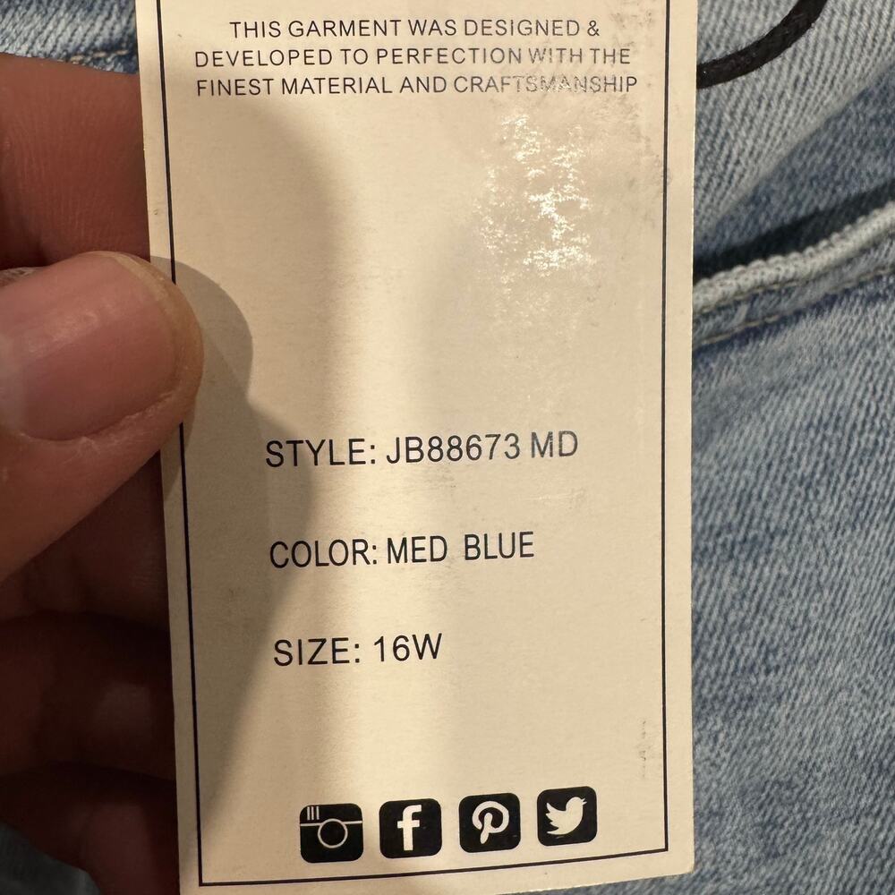 Judy Blue Women's Plus 16W NWT High Waist Retro Wide Fit Medium Wash Jeans - Picture 7 of 14
